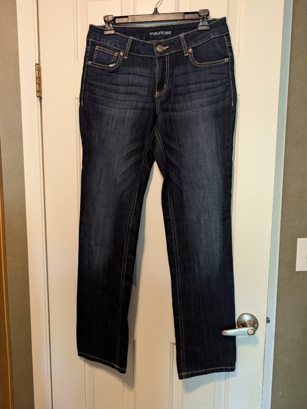 Women's jeans